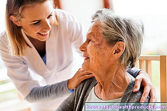 pagyvenusių žmonių priežiūra - Amžius ir priežiūra - literatūra