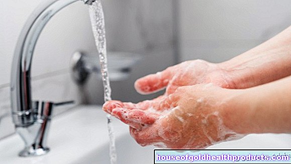 Skausminga korona rankų higiena