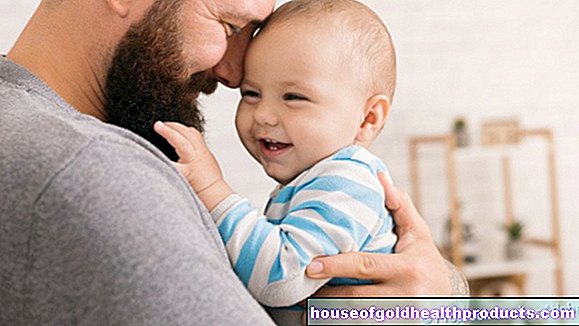 Padres: cuidar al bebé protege contra la depresión